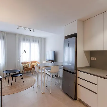 Apartment New Stylish 2 Bedroom