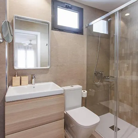New Stylish 2 Bedroom *