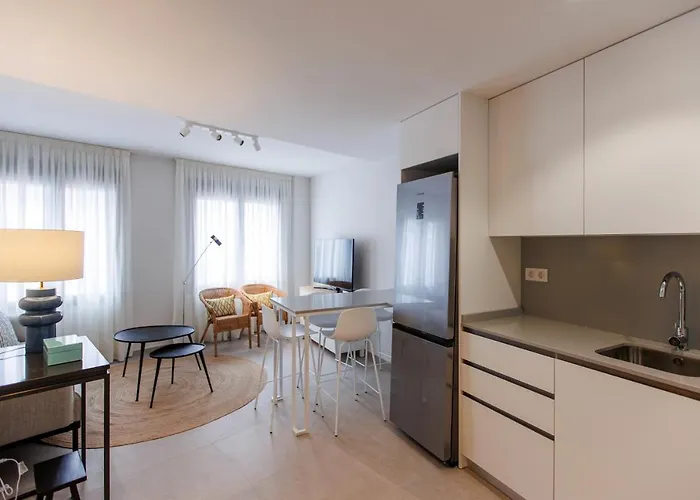 Apartment En El Barrio De Triana V76