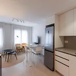 Appartamento En El Barrio De Triana V76